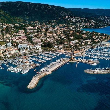 T2 rue piétonne Le Lavandou climatisé Esterno foto