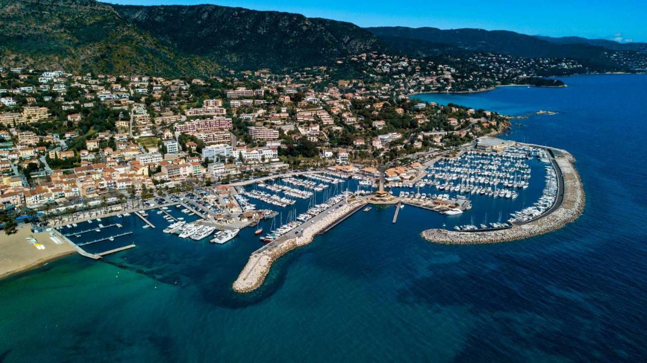 T2 rue piétonne Le Lavandou climatisé Esterno foto